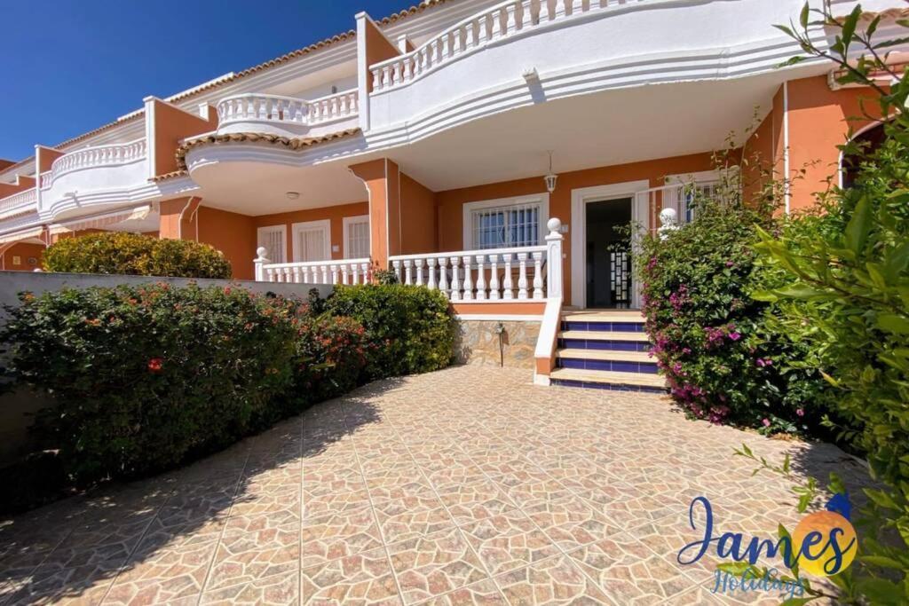 Laguna Townhouse Overlooking Communal Pool Lom01 Ciudad Quesada Exterior photo