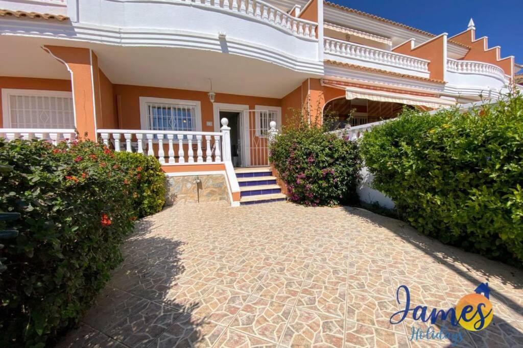 Laguna Townhouse Overlooking Communal Pool Lom01 Ciudad Quesada Exterior photo
